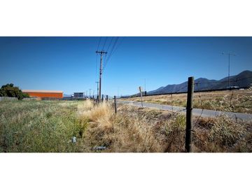 Venta de sitio en área  industrial, de 5.000 m2., en Hijuelas.