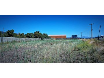 Venta de sitio en área  industrial, de 5.000 m2., en Hijuelas.