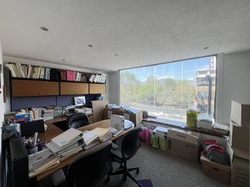 Oficinas en la mejor zona a la entrada de CU al mejor precio