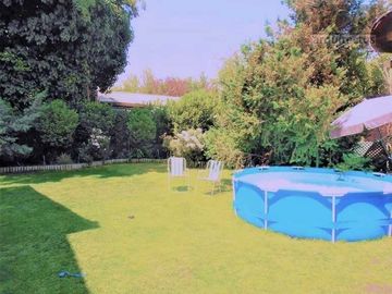 Casa en venta en LA REINA