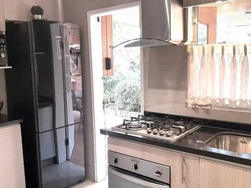 Casa en venta en LA REINA