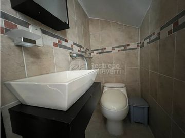 Arriendo casa barrio La Carola, Manizales