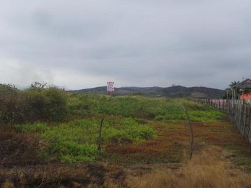 Venta de Terreno Urbano en Bahía de Caráquez CHARAPOTO