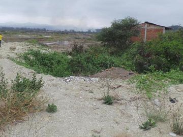 Venta de Terreno Urbano en Bahía de Caráquez CHARAPOTO