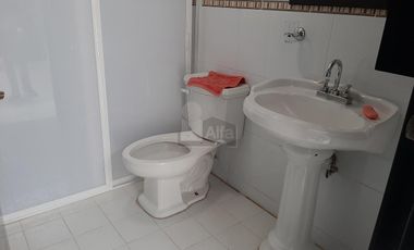 Venta de casa en Cacalomacan, ubicada en Avenida De Los JInetes