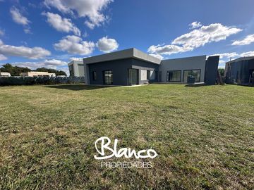 Casa en Venta en San Sebastian, Escobar, G.B.A. Zona Norte, Argentina