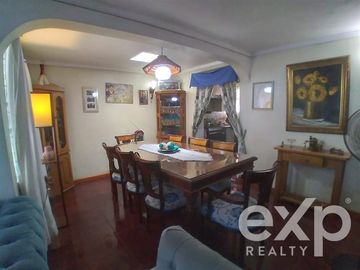 Casa en Venta en Julio Escudero
