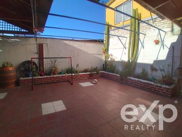 Casa en Venta en Julio Escudero