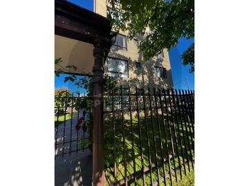 Vendemos Dpto en Edifico Los Robles 3 habitaciones 1 baño