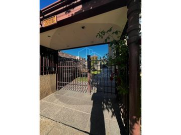 Vendemos Dpto en Edifico Los Robles 3 habitaciones 1 baño
