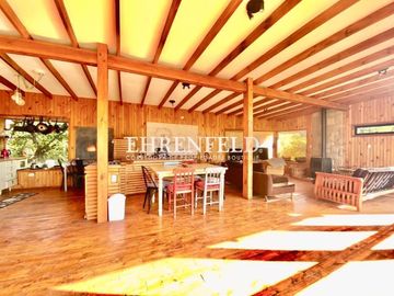 Olmué. Casa en condominio, con negocio de paltos funcionando.
