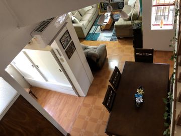 VENDE CASA 3 DORM, 2 BAÑOS, A PASOS METRO COPA LO MARTINEZ, EL BOSQUE