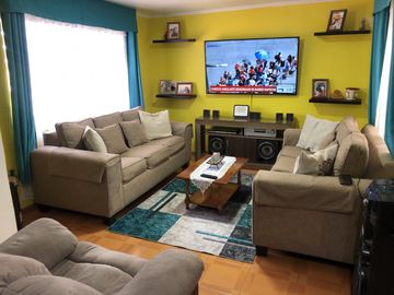 VENDE CASA 3 DORM, 2 BAÑOS, A PASOS METRO COPA LO MARTINEZ, EL BOSQUE