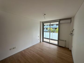 Departamento 3 ambientes con cochera. Sensum. Quilmes
