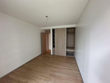 Departamento 3 ambientes con cochera. Sensum. Quilmes
