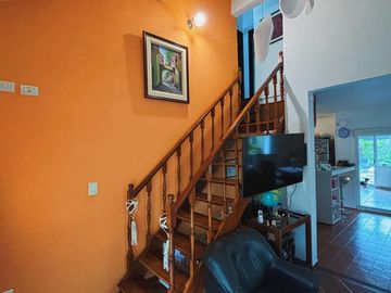 Casa en venta - 3 Dormitorios 2 Baños - Cochera - Berazategui