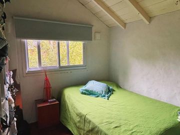 Casa en venta - 3 Dormitorios 2 Baños - Cochera - Berazategui