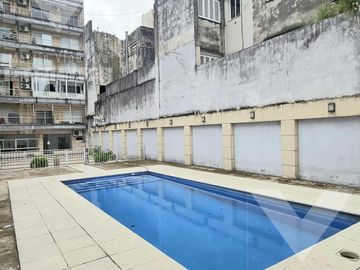 Monoambiente en VENTA con balcón corrido. Piscina y SUM.