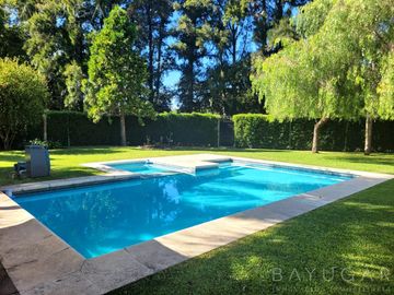 Venta Casa en Barrio Parque Matheu - Pilar - Apto Crédito