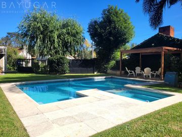 Venta Casa en Barrio Parque Matheu - Pilar - Apto Crédito