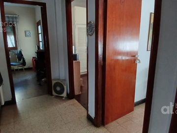 CASA VENTA 3 AMBIENTES CON PATIO