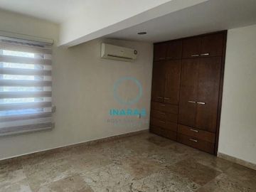 CASA EN VENTA EN CIUDAD DEL CARMEN,CAMPECHE.