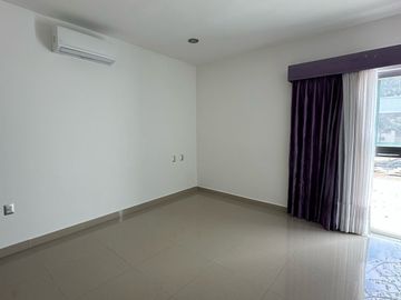 CASA EN VENTA EN CIUDAD DEL CARMEN ,CAMPECHE.