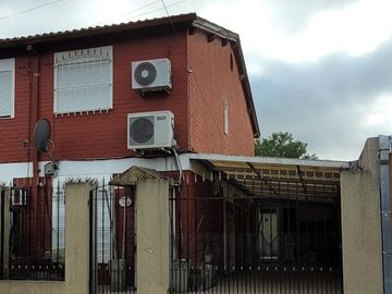 Casa tipo duplex a la venta en Laferrere - Barrio Fecoovima