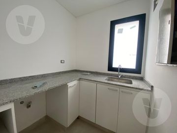 Casa en venta - Barrio Los Talas, Canning