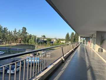 Local VEN Street  Center, Villanueva - Tigre - Laguna Grande