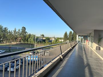 Local VEN Street  Center, Villanueva - Tigre - Laguna Grande