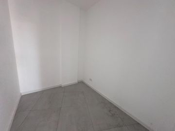 Local VEN Street  Center, Villanueva - Tigre - Laguna Grande