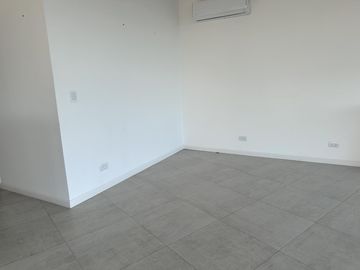 Local VEN Street  Center, Villanueva - Tigre - Laguna Grande