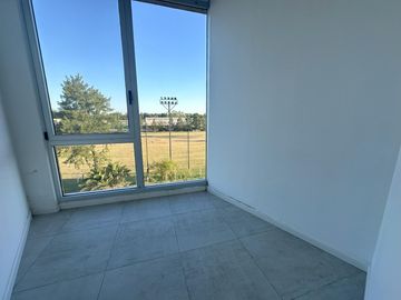 Local VEN Street  Center, Villanueva - Tigre - Laguna Grande