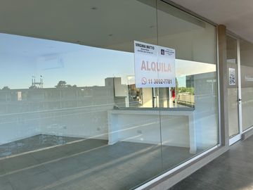 Local VEN Street  Center, Villanueva - Tigre - Laguna Grande