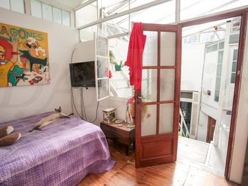 P.H. de 4 ambientes con  patio cubierto, terraza en Boedo