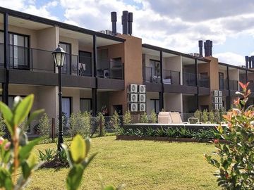 Departamento 2 ambientes en ALQUILER  PB con jardin  ALTOS DE PILAR