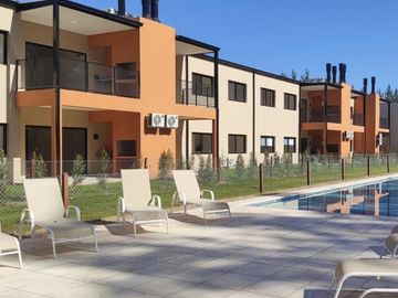 Departamento 2 ambientes en ALQUILER  PB con jardin  ALTOS DE PILAR