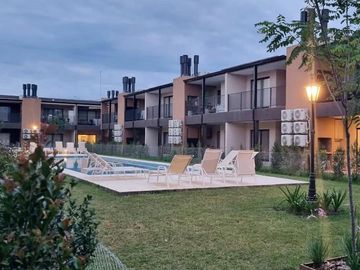 Departamento 2 ambientes en ALQUILER  PB con jardin  ALTOS DE PILAR