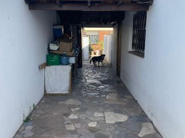 TERRENO CON 2 CHALET CONSTRUIDOS - EN GRAN ESTADO