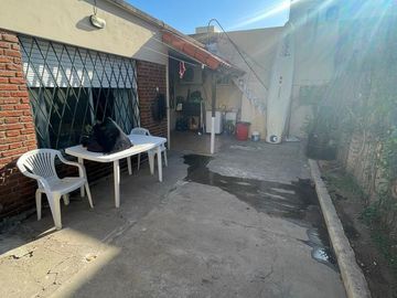 TERRENO CON 2 CHALET CONSTRUIDOS - EN GRAN ESTADO