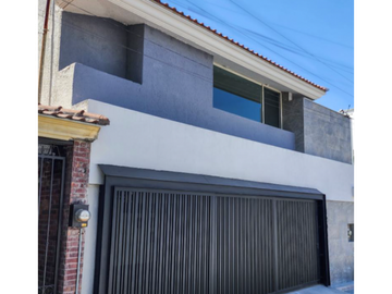 Casa en Venta en Santa Engracia San Pedro Garza García, N.L.
