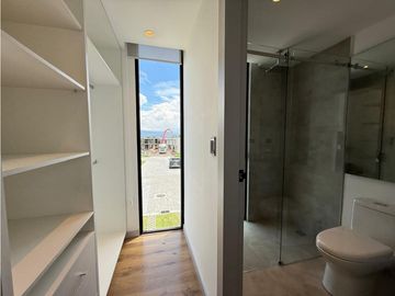 Tumbaco, Casa en Venta, 171m2, 4 Habitaciones