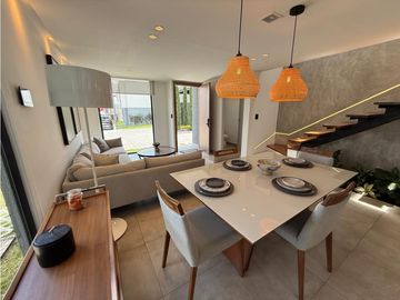 Tumbaco, Casa en Venta, 171m2, 4 Habitaciones