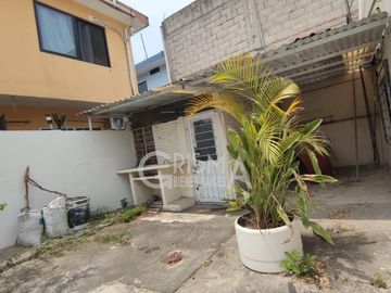 CASA VENTA COL. DEL VALLE (UNA PLANTA)