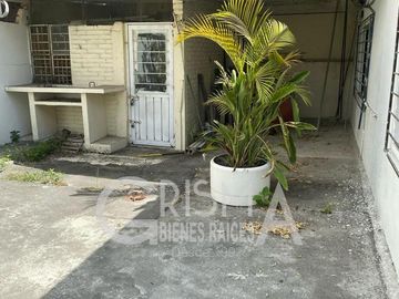 CASA VENTA COL. DEL VALLE (UNA PLANTA)