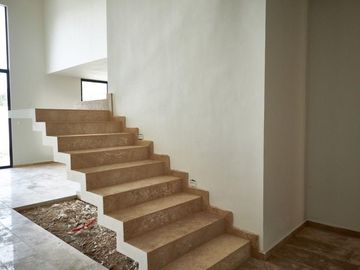 Casa de 3 recámaras en venta  dentro de privada en Conkal