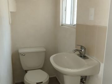 ¡Casa en venta frente a la alberca y palapa! 🏡