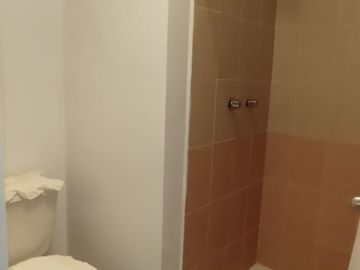 ¡Casa en venta frente a la alberca y palapa! 🏡