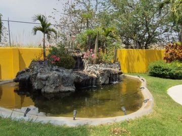 ¡Casa en venta frente a la alberca y palapa! 🏡